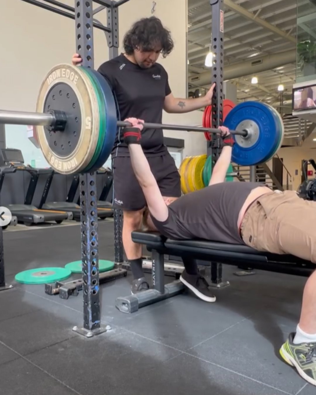 Kayhan training with a client